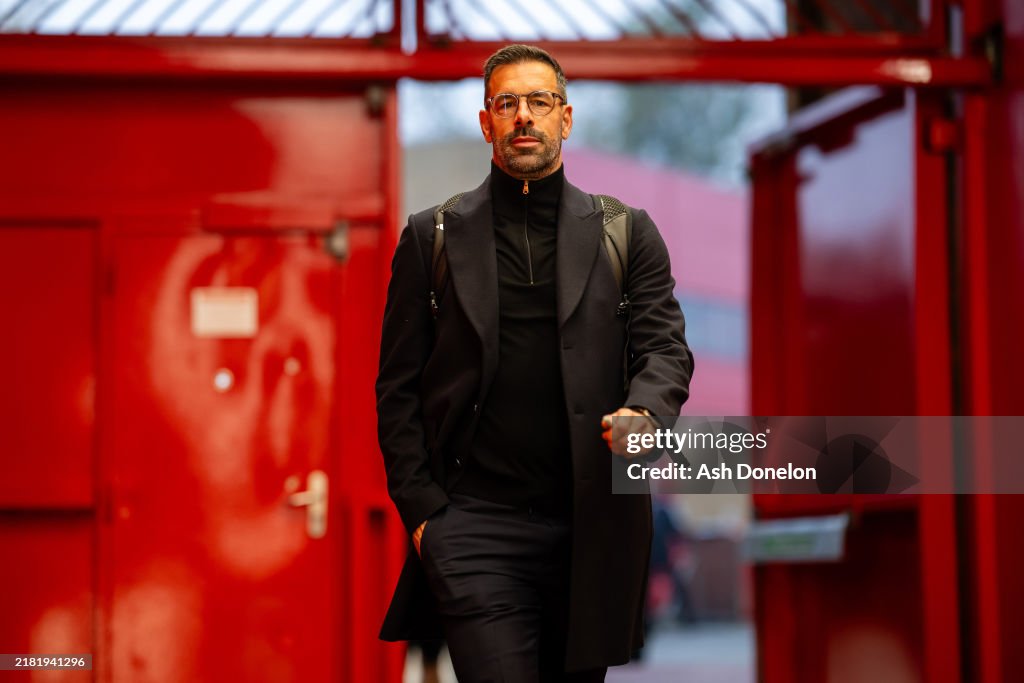 Manchester United v Leicester City - Carabao Cup Fourth Round