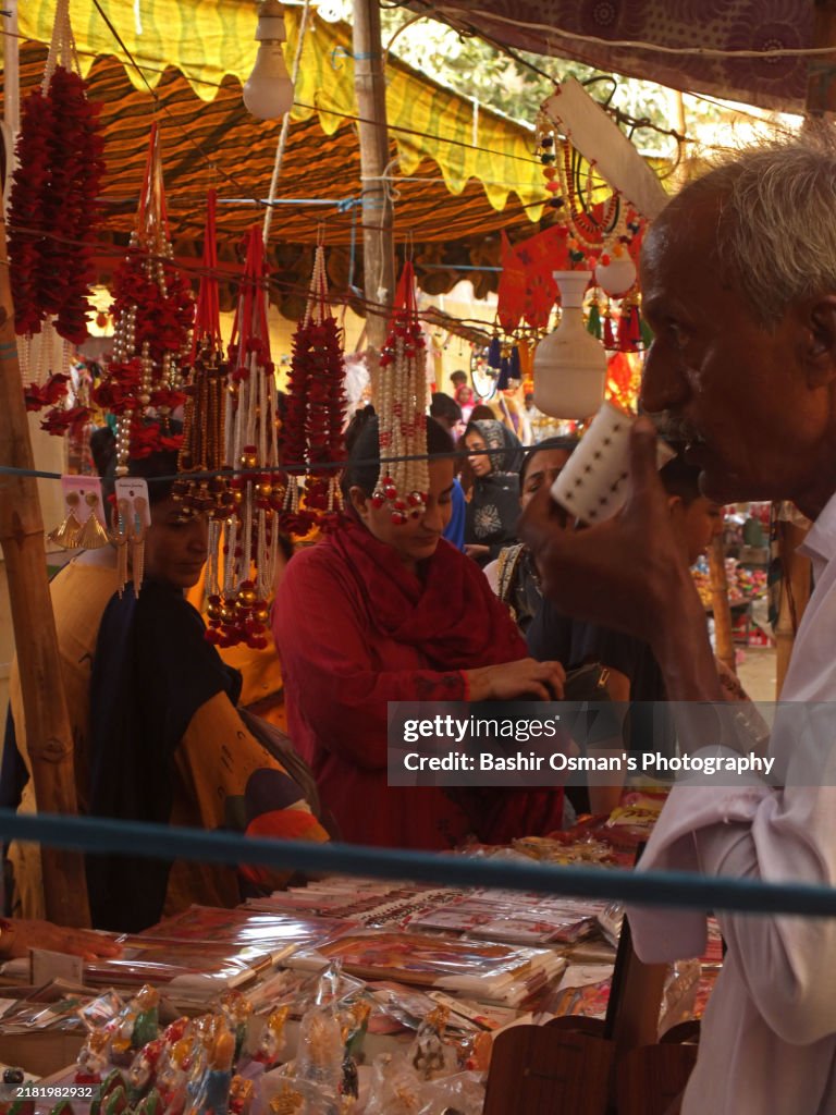 Market stalls selling goods for Diwali
