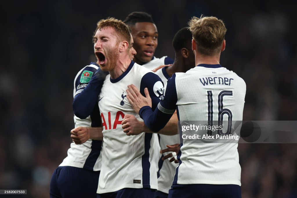 Tottenham Hotspur v Manchester City - Carabao Cup Fourth Round