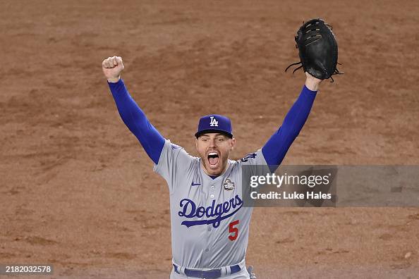 World Series - Los Angeles Dodgers v New York Yankees - Game 5 World Series - Los Angeles Dodgers v New York Yankees - Game 5