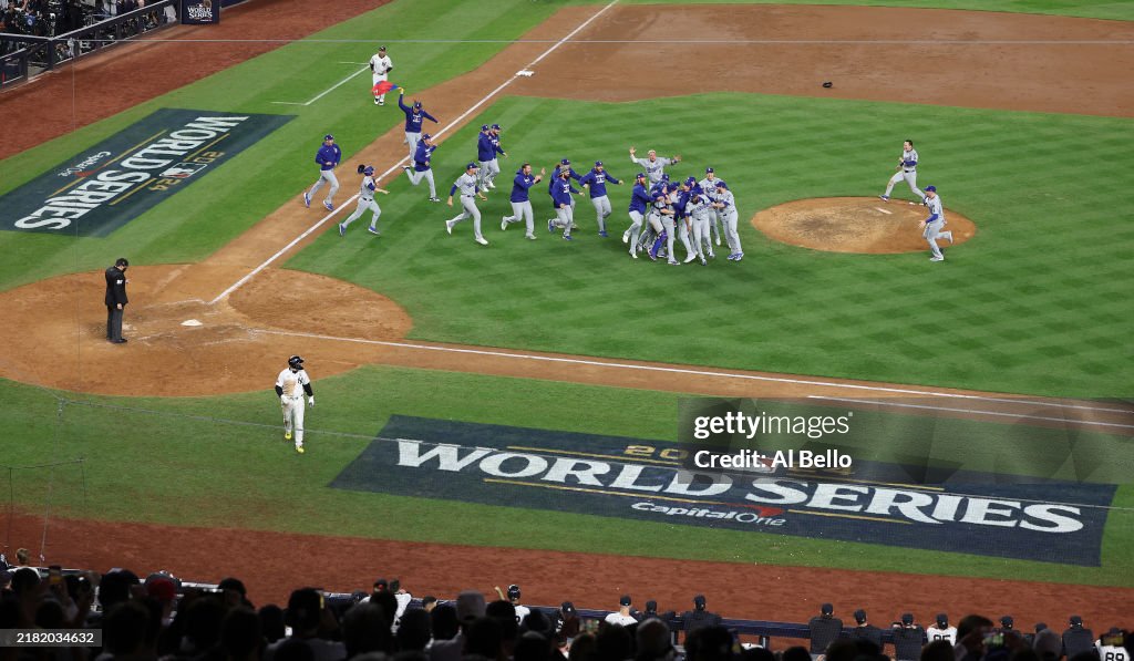 World Series - Los Angeles Dodgers v New York Yankees - Game 5