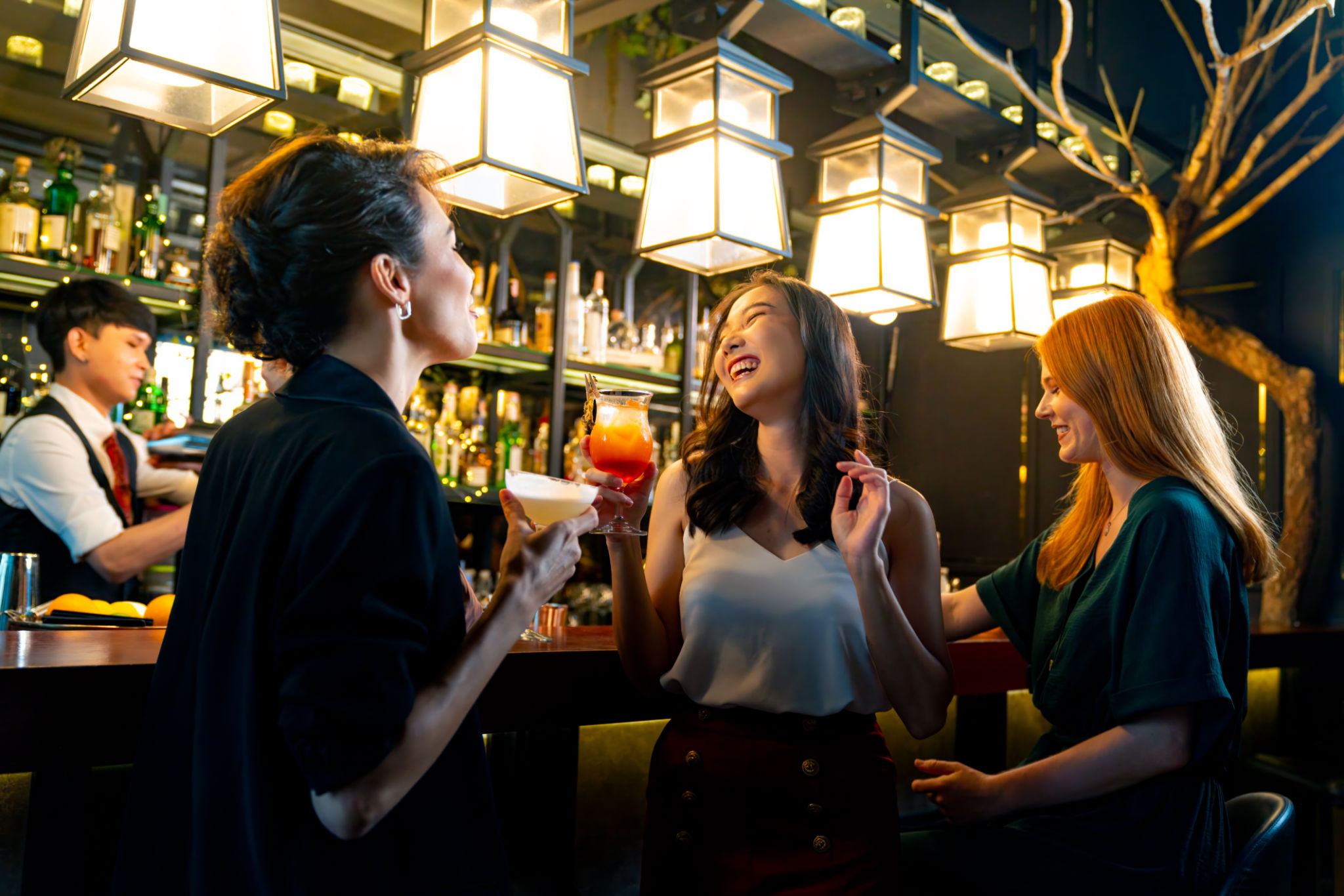 friends enjoying bar