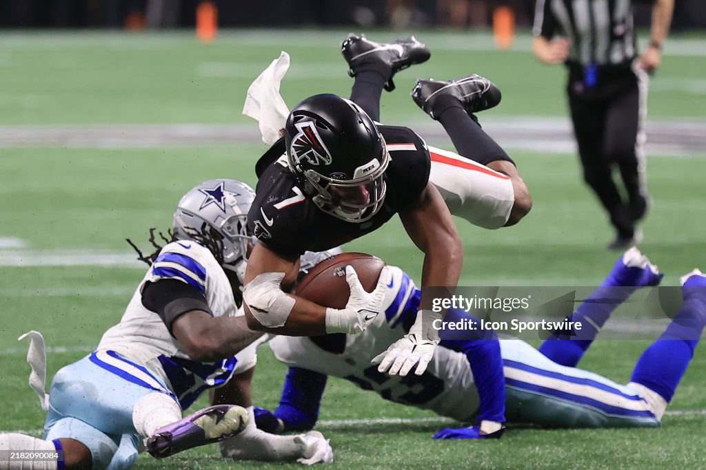 NFL: NOV 03 Cowboys at Falcons