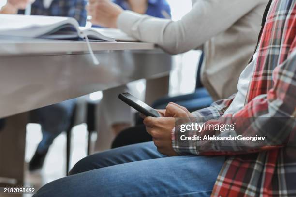 Smartphones in Education: Enhancing Learning Through Technology