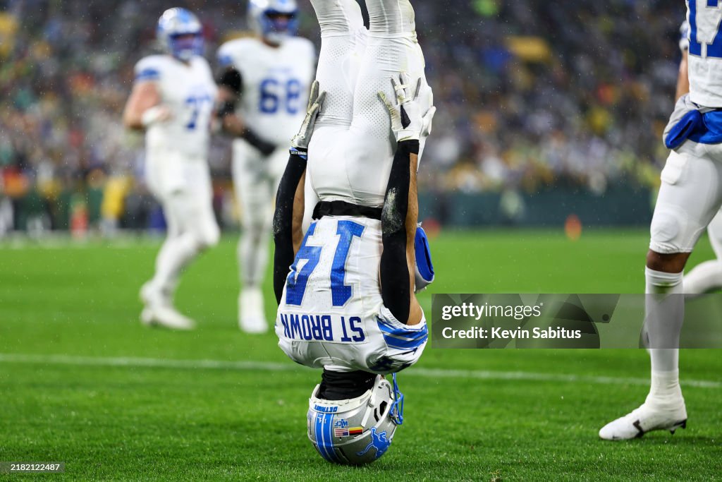 Detroit Lions v Green Bay Packers