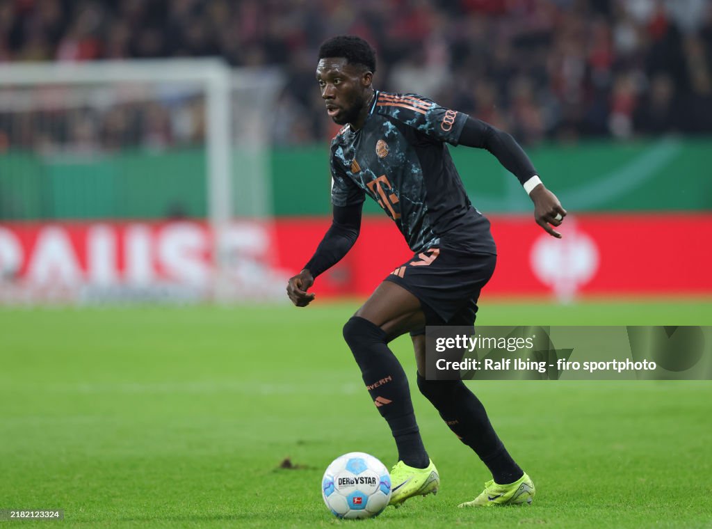 1. FSV Mainz 05 v FC Bayern München - DFB Cup: Round Two