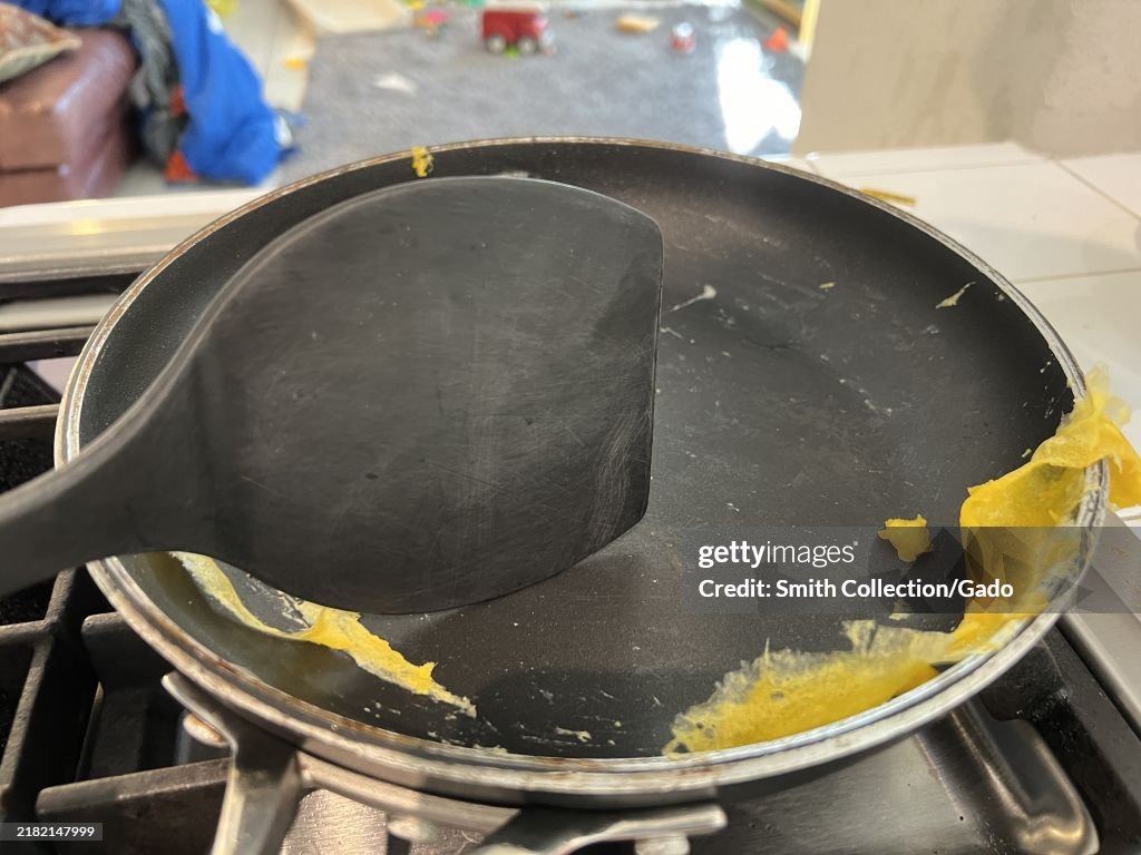 Black Plastic Kitchen Spatula