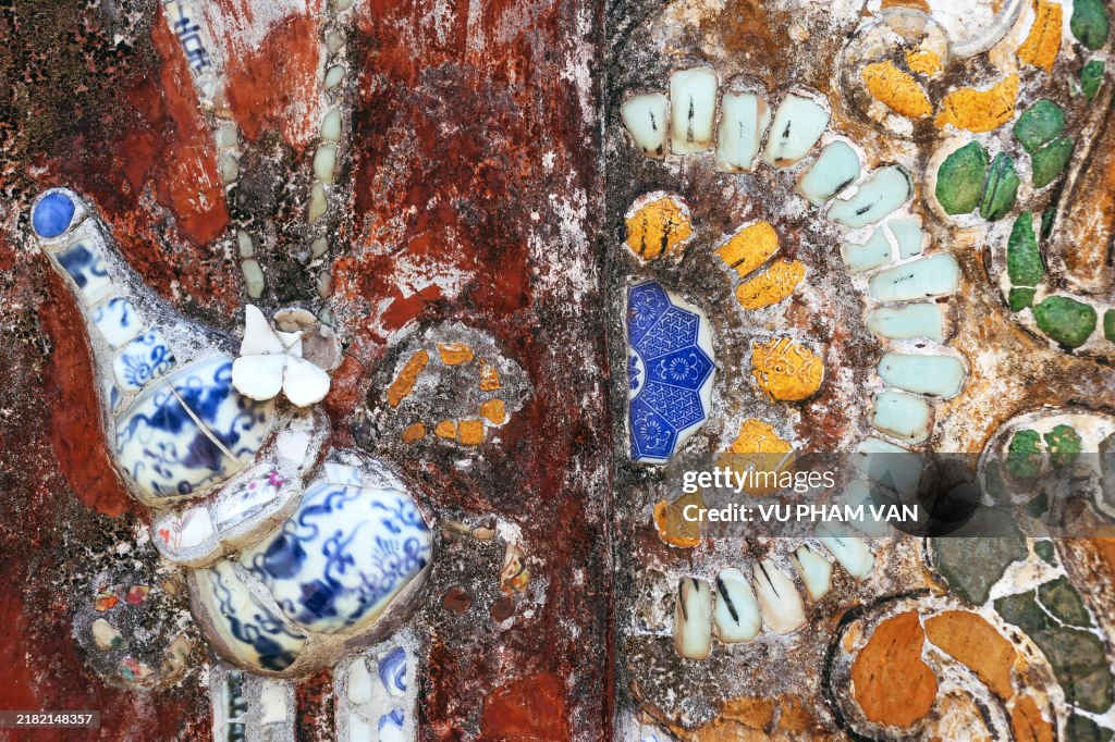 Ceramic mosaic motif in imperial architecture decor under the Nguyen dynasty (1802-1945)