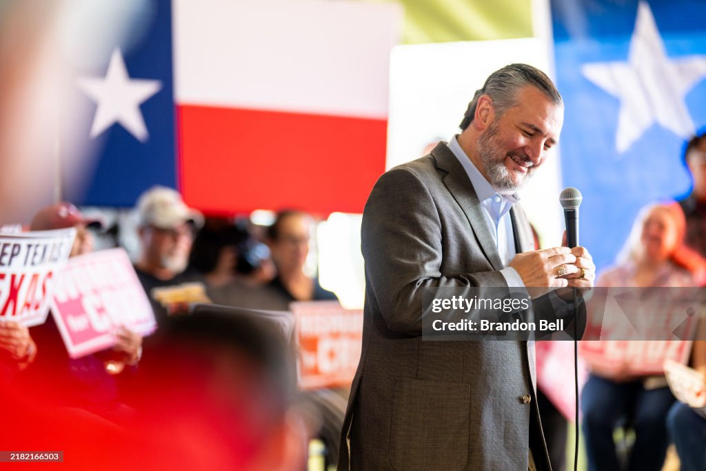 Ted Cruz Continues Campaigning For Reelection Across Texas