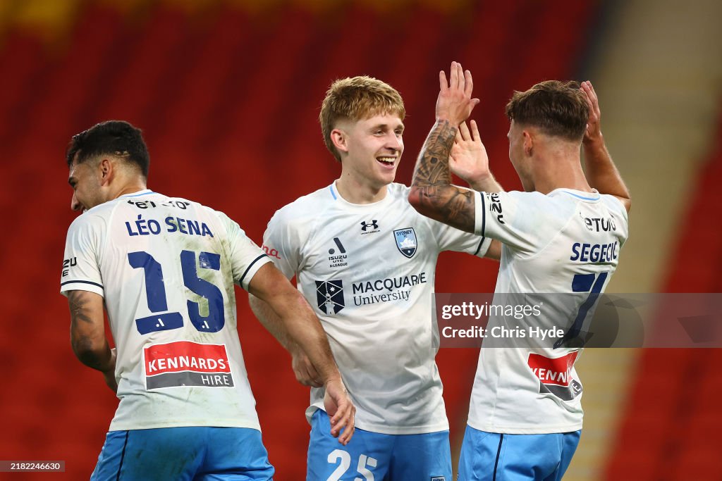 A-League Men Rd 3 - Brisbane Roar FC v Sydney FC