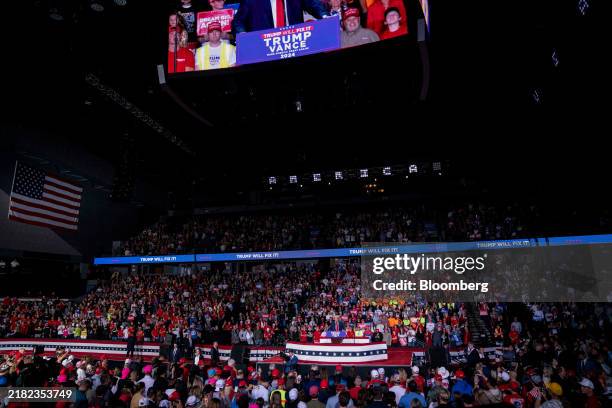 Closing Rally Former US President Donald Trump, center, during his closing campaign ...