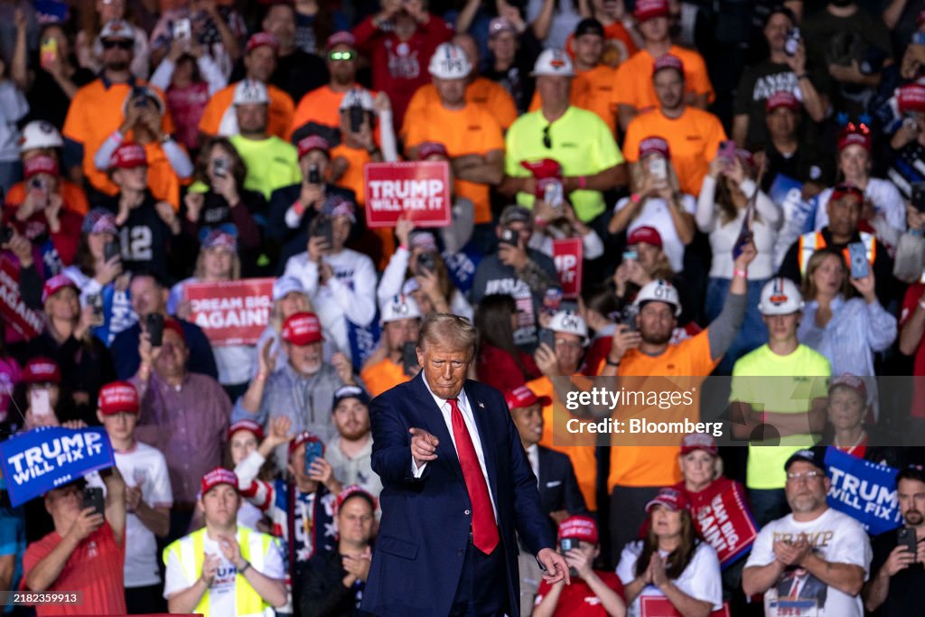 Closing Rally Former US President Donald Trump during his closing campaign event at ...