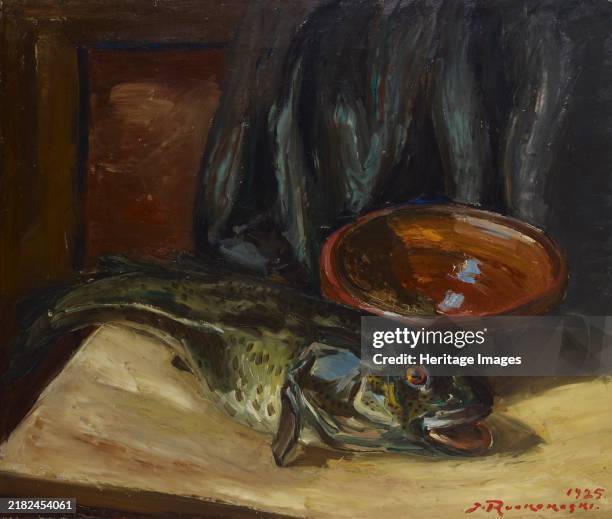 Fish 1925 7,800 Still Life With Fish Stock Photos, High-Res Pictures, and Images ...