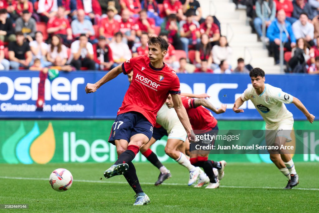 CA Osasuna v Real Valladolid CF - La Liga EA Sports