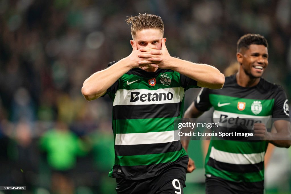 Sporting Clube de Portugal v Manchester City - UEFA Champions League 2024/25 League Phase MD4