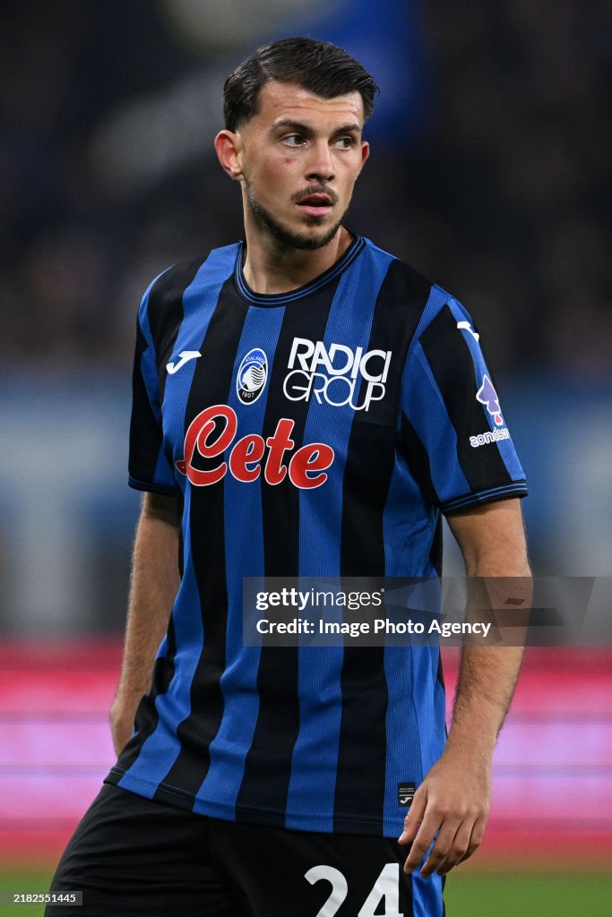 Ybvd Lazar Samardzic of Atalanta looks during the Serie A match between ...
