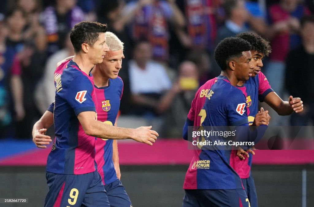 Barcelona pushes aside city rival after Clásico triumph