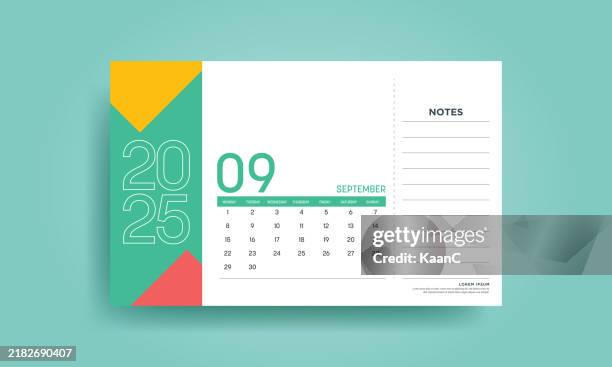 ilustraciones, imágenes clip art, dibujos animados e iconos de stock de diseño de plantilla de calendario del mes de septiembre de 2025 en ilustración vectorial de fondo de color pastel. ilustración de stock de diseño de vacaciones para tarjeta de felicitación, invitación, calendario, etc. - evento mensual
