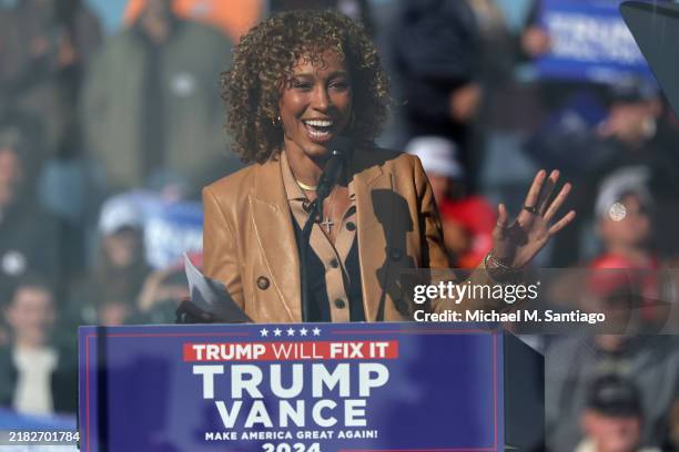 Television anchor Sage Steele takes the stage during a Republican presidential nominee, former U.S. President Donald Trump campaign rally at...