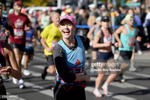 Carrie Carter participates in the 2024 New York City Marathon on November 03, 2024 in New York City.