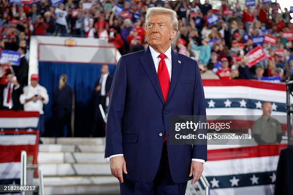 Donald Trump Campaigns For President In Raleigh, North Carolina Donald Trump Campaigns For President In Raleigh, North Carolina