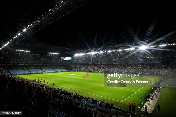 Players, fans and match officials observe a minute's silence in support of the Valencia flooding victims prior to the LaLiga match between RC Celta...