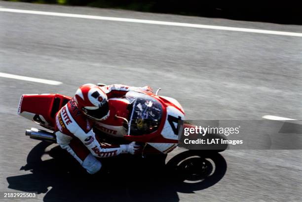 Carl Fogarty, Yamaha during the Isle of Man TT at Snaefell Mountain Course on June 01, 1992 in Snaefell Mountain Course, Isle of Man.