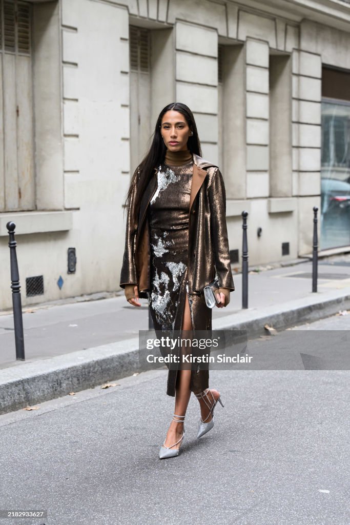 Street Style - Paris Fashion Week - Womenswear Spring/Summer 2025 - Day Seven