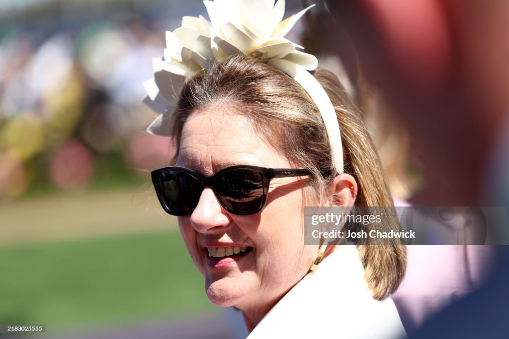 Melbourne Racing: Lexus Melbourne Cup Day