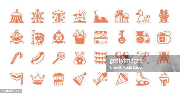 ilustrações, clipart, desenhos animados e ícones de conjunto de ícones de linha de diversão desenhada à mão e rabisco. grupo de objeto. diversão, diversão, circo, entretenimento. - parque de diversões evento de entretenimento