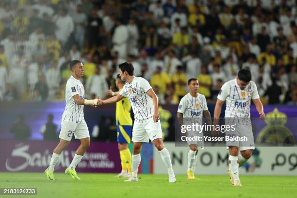 Yong-Woo Park of Al Ain celebrates scoring their first goal during the AFC Champions League Elite match between Al-Nassr FC and Al Ain FC at Al-Awaal...