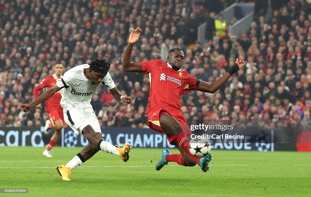 Liverpool FC v Bayer 04 Leverkusen - UEFA Champions League 2024/25 League Phase MD4