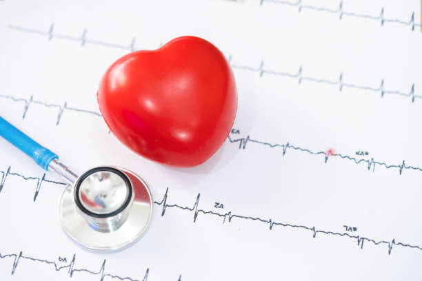 heart disease,stethoscope and heart,diagnose,health care concept, stethoscope - high heart rate stock pictures, royalty-free photos & images