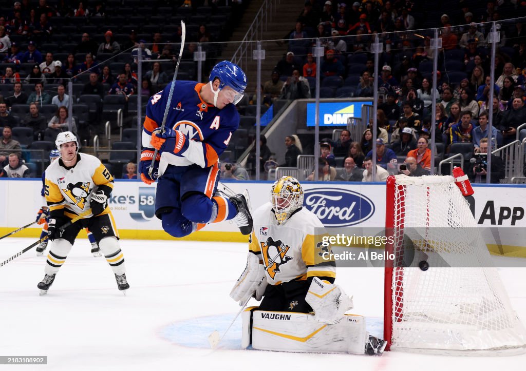 Pittsburgh Penguins v New York Islanders