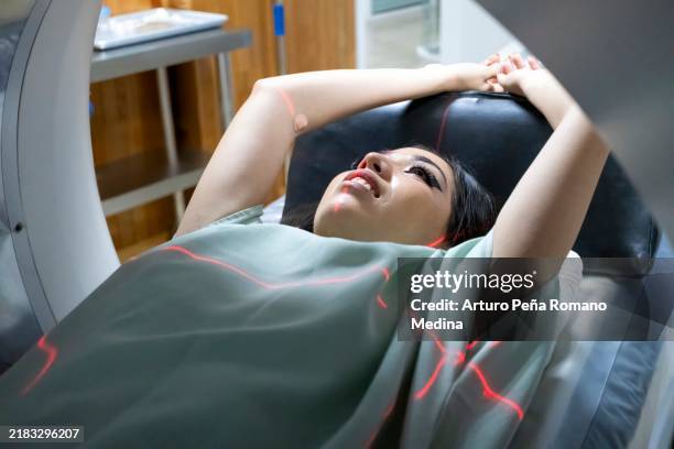 patient in ct scanning - radiation treatment stock pictures, royalty-free photos & images