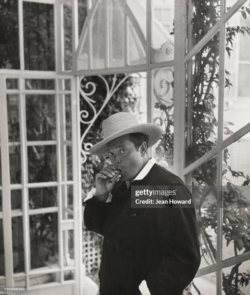 Vogue January 01, 1954 Portrait