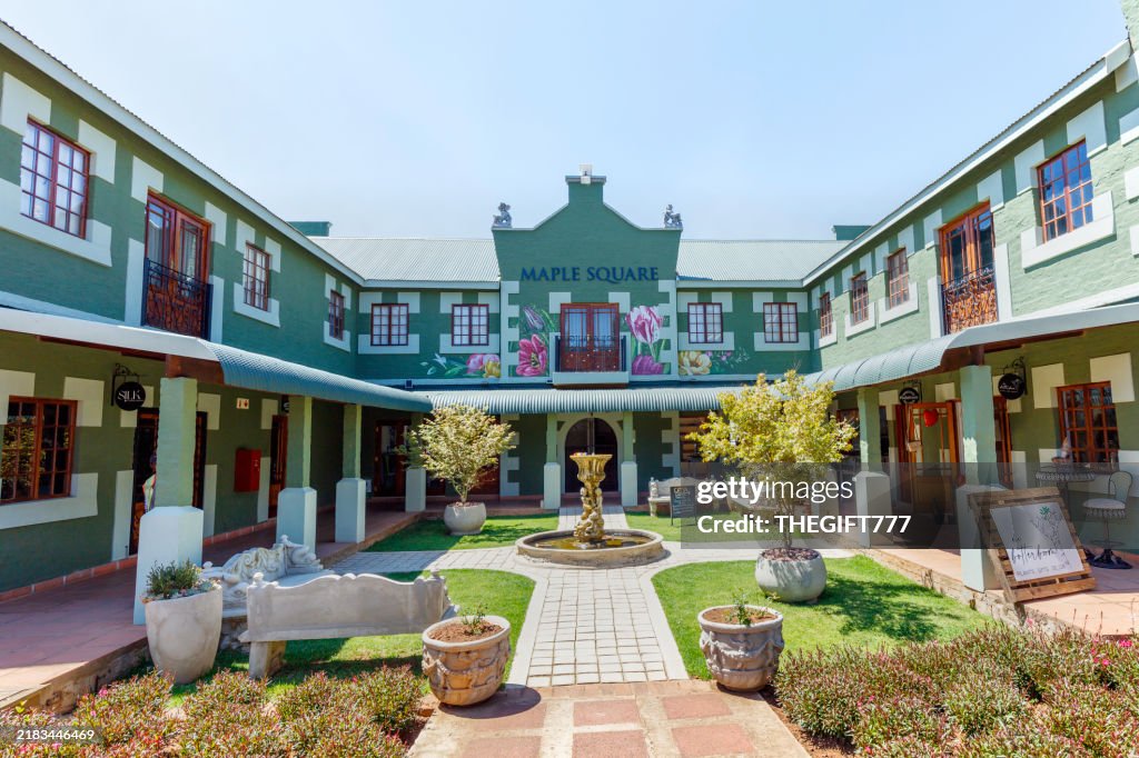 Dullstroom, Maple Square et boutiques