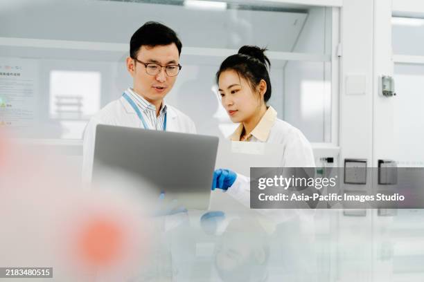 Asian Researchers 134,134 Researchers Asian Stock Photos, High-Res Pictures, and Images ...