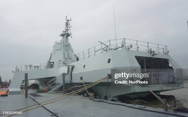 People visit the large unmanned combat vessel ''JARI-USV-A'' developed by China State Shipbuilding Corp in Zhuhai, China, on November 10, 2024.
