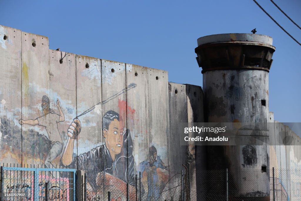West Bank separation barrier: The Palestinian drawing wall for freedom