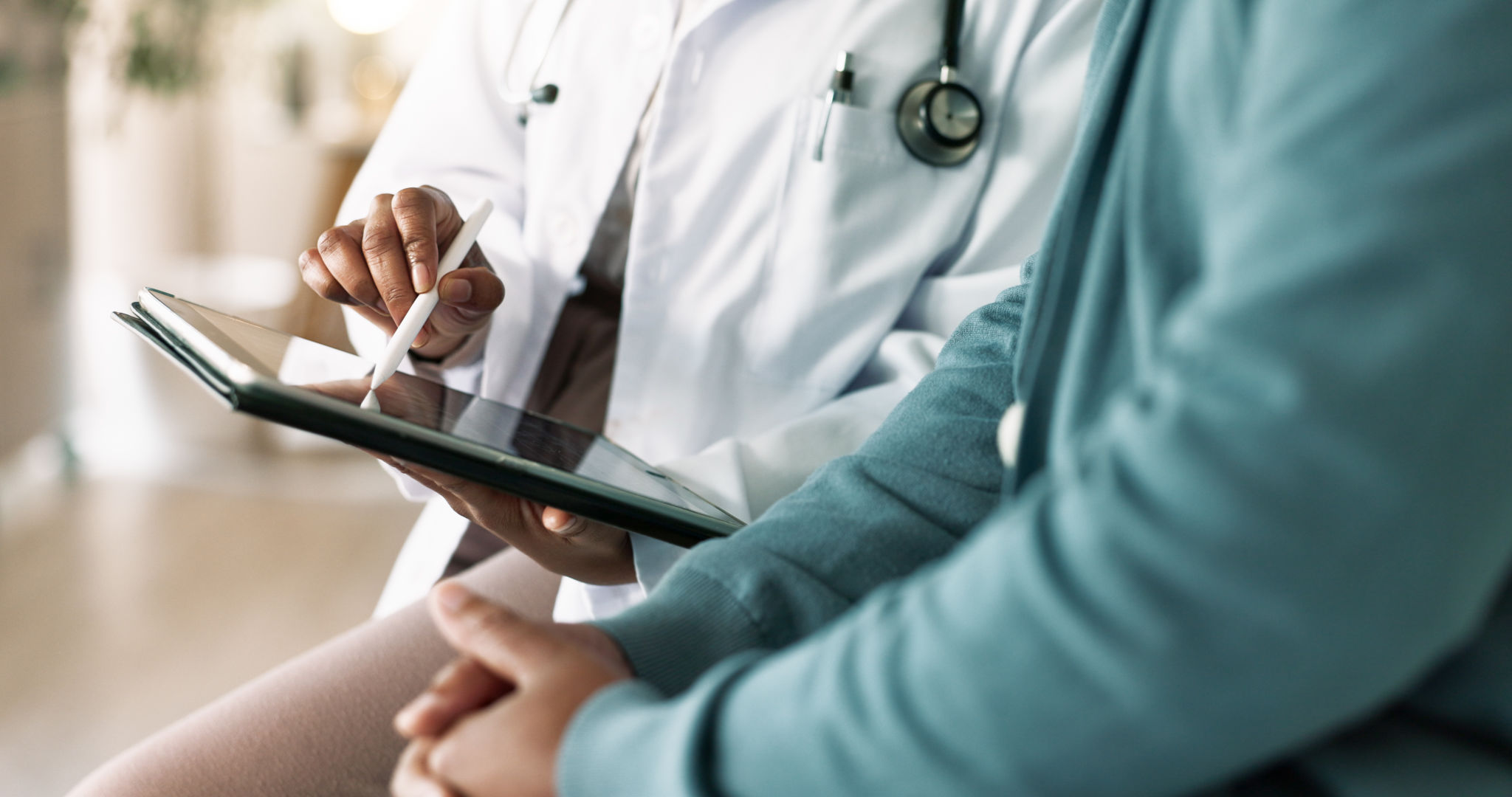 patient doctor discussion