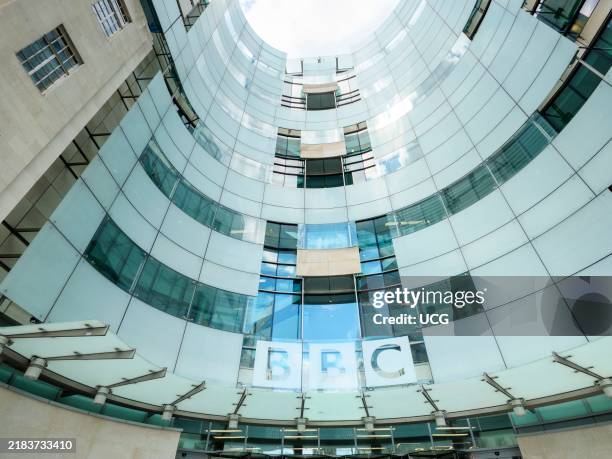Bbc4 Building 312 Bbc Building Broadcasting House Stock Photos, High-Res Pictures ...