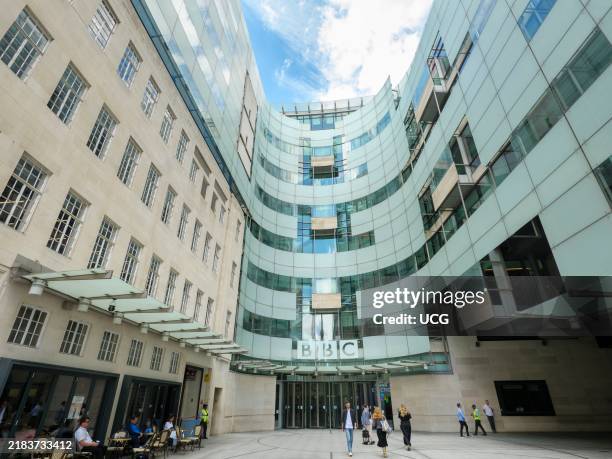 Bbc4 Building 318 Bbc Building Broadcasting House Stock Photos, High-Res Pictures ...