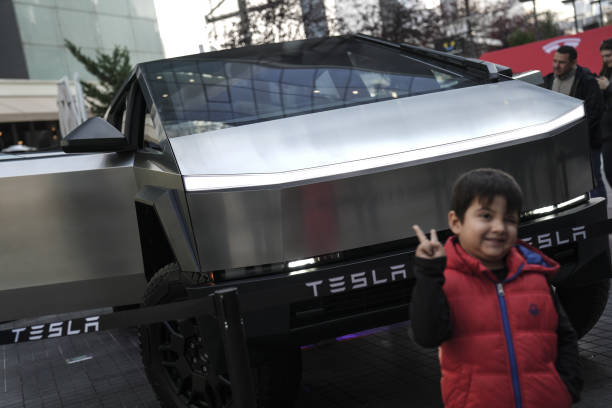 Who Is Griffin Musk? All About Elon Musk's Eldest Son 6 griffin musk