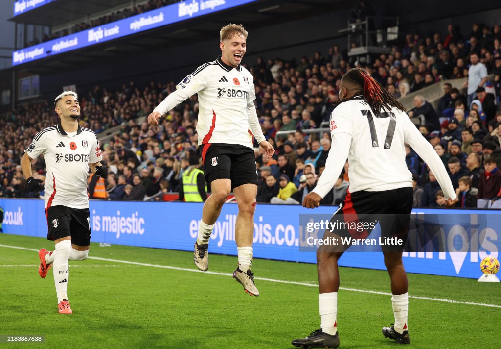Crystal Palace FC v Fulham FC - Premier League
