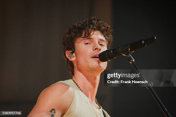 Canadian singer Shawn Mendes performs live on stage during a concert at the Tempodrom on November 13, 2024 in Berlin, Germany.