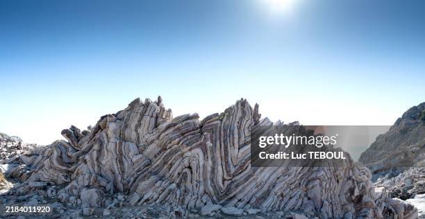 roches géologiques - tipo de roca fotografías e imágenes de stock