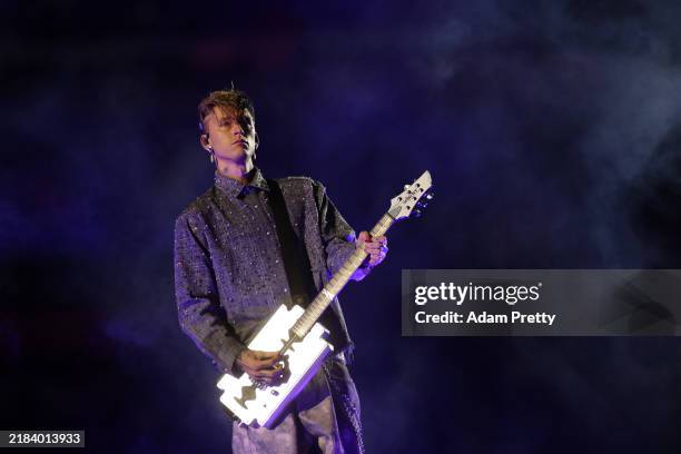 Mk Rapper 1,682 Machine Gun Kelly Rapper Pictures Stock Photos, High-Res Pictures ...