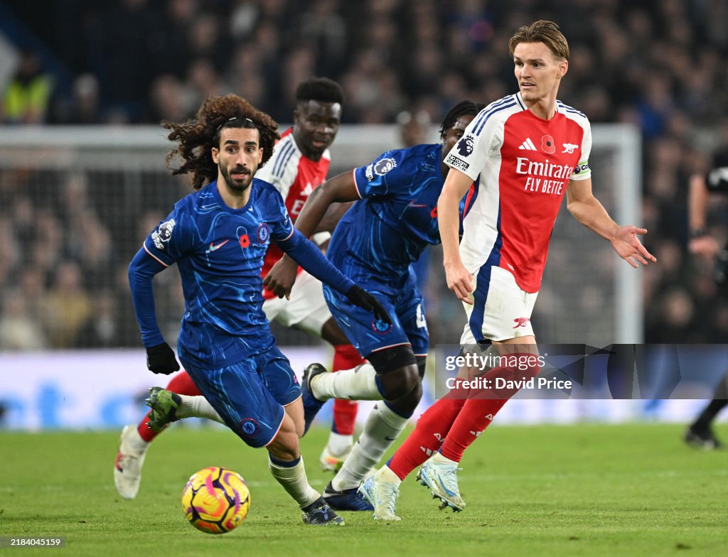 Arsenal and Chelsea give Slot a reason for a small celebration