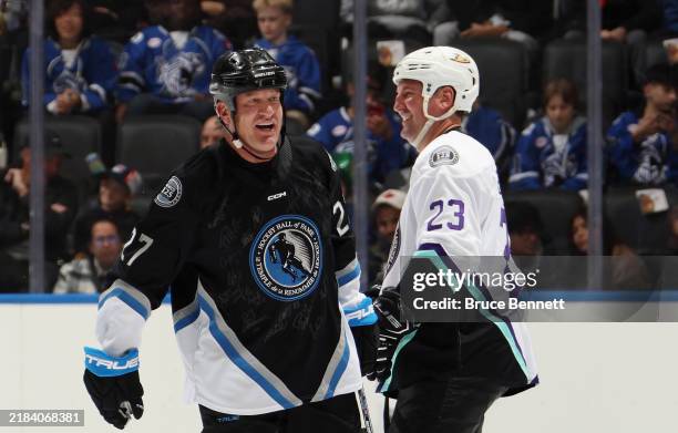 Mrs. Jeremy Roenick 2,420 Jeremy Roenick Photos & High Res Pictures - Getty Images